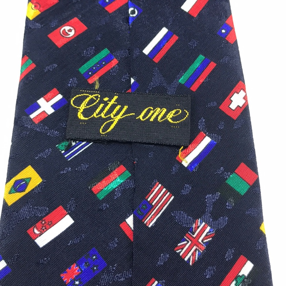 City One Flags Of Countries Tie